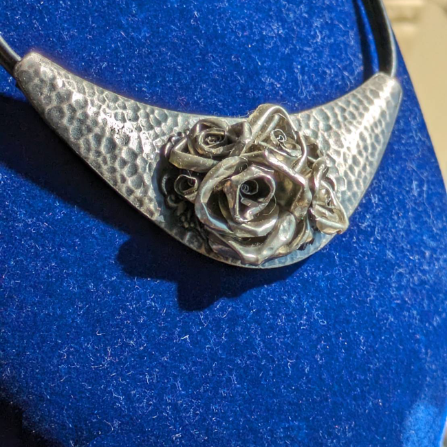 メタルエンボッシングの作品