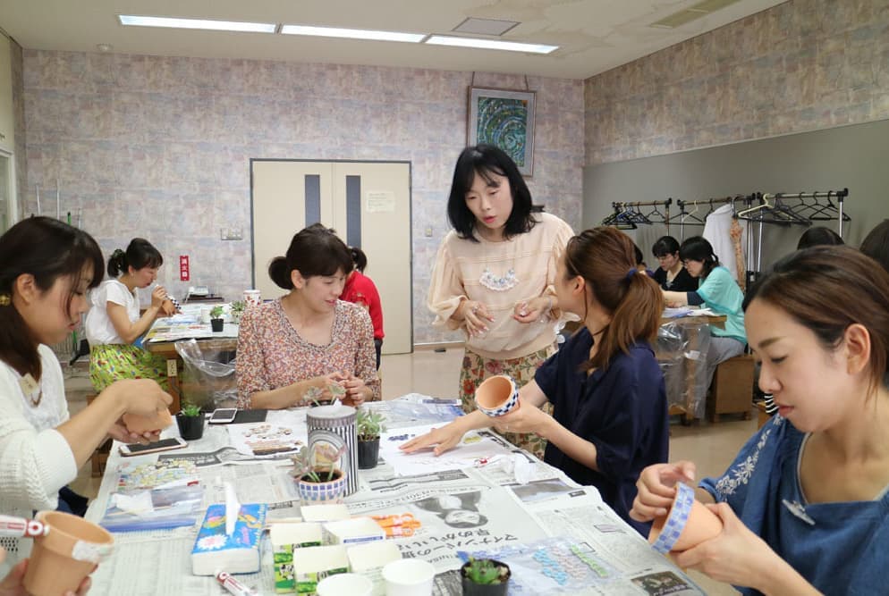 型紙をトレーシングペーパーに写す