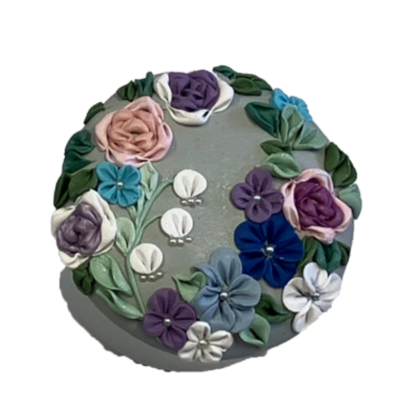 クレイクチュールの紫のお花の小物入れの作品