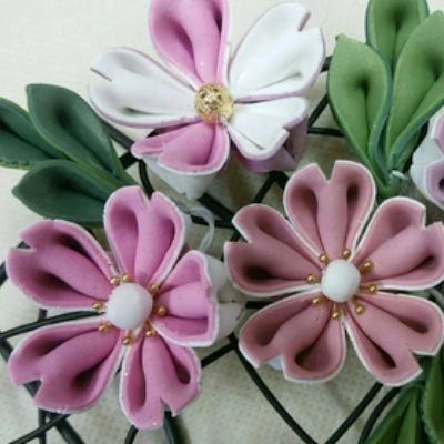 クレイクチュールのピンクと白の作品