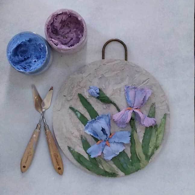 スカルプチャーフラワーペインティングの作品