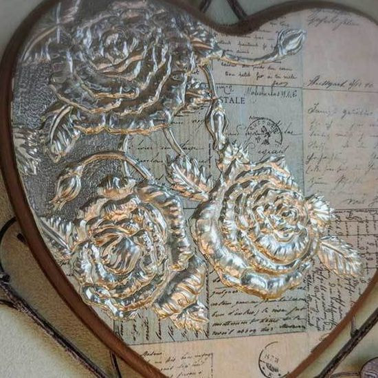 メタルエンボッシングの作品